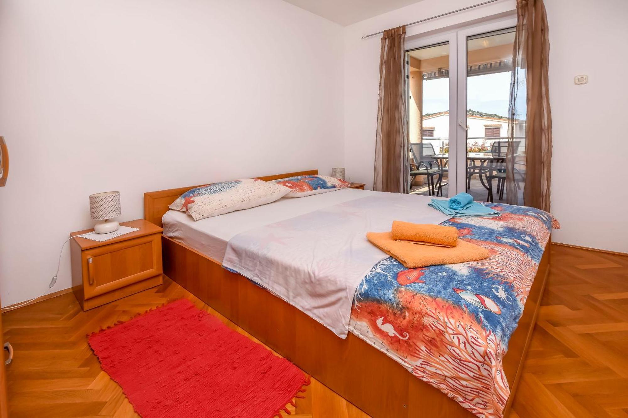 Apartments Ema Razanj Luaran gambar