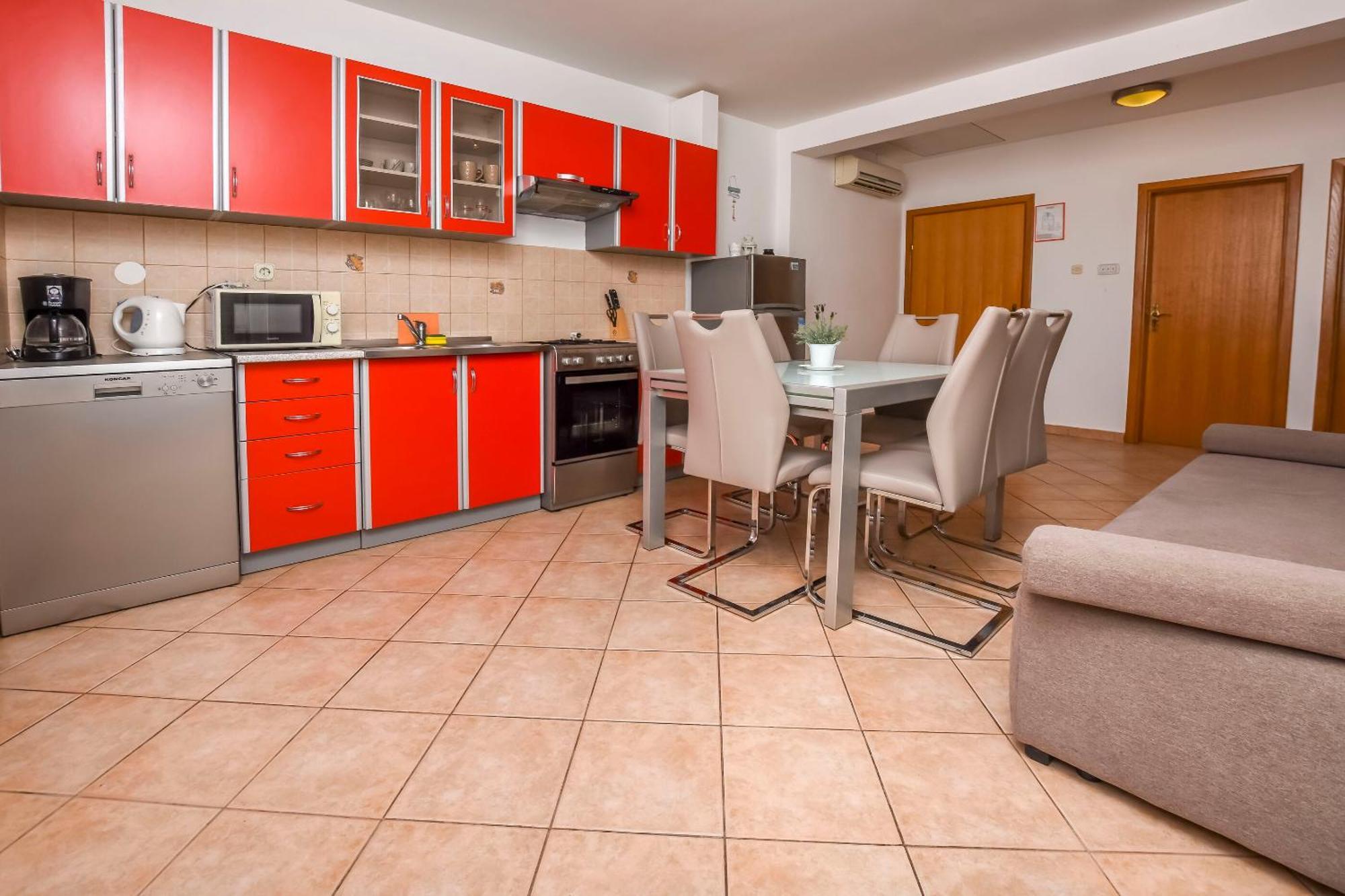 Apartments Ema Razanj Luaran gambar